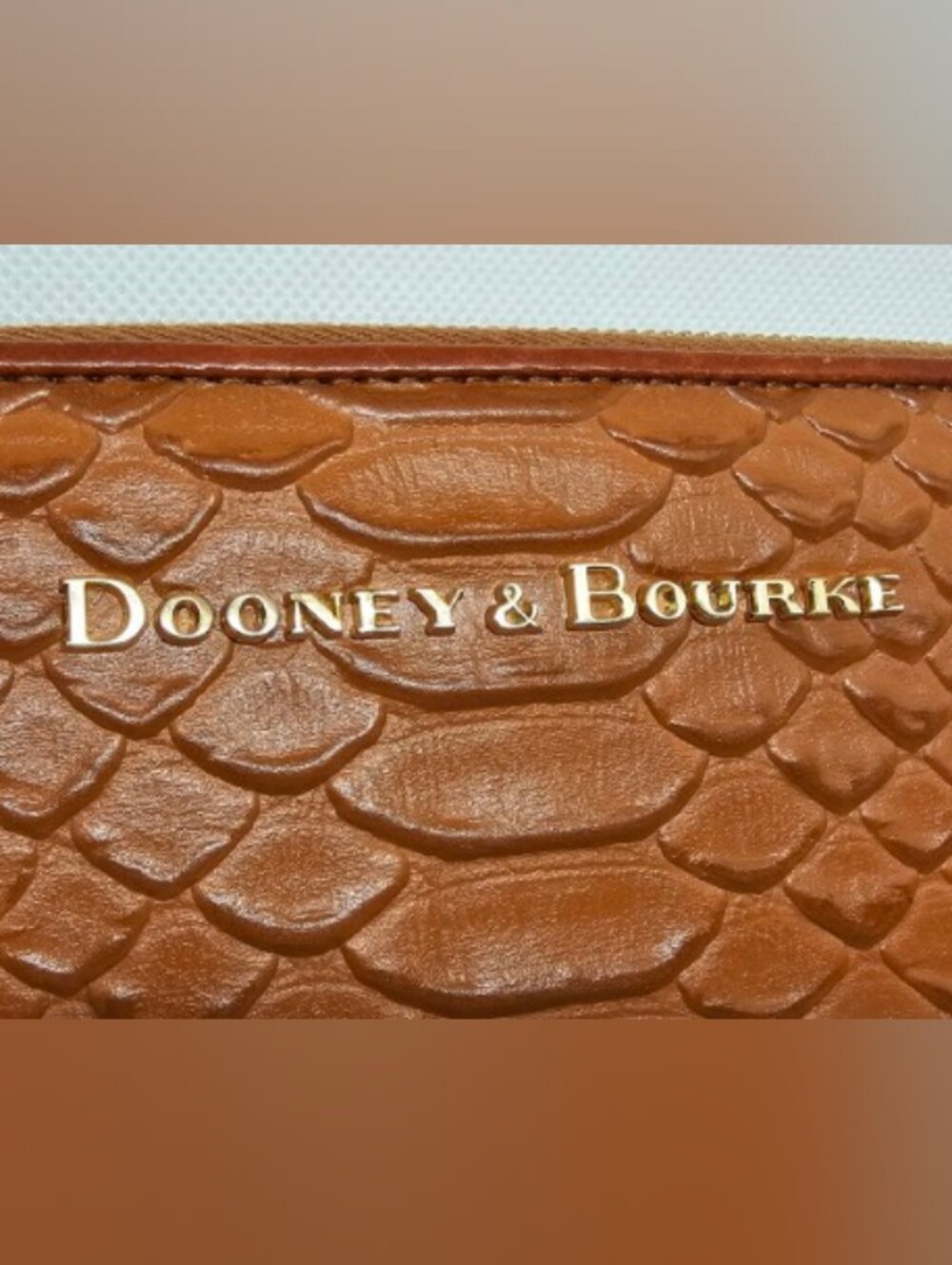 DOONEY & BOURKE  CALDWELL APRICOT PYTHON FULL SIZE WALLET - Picture 3 of 7